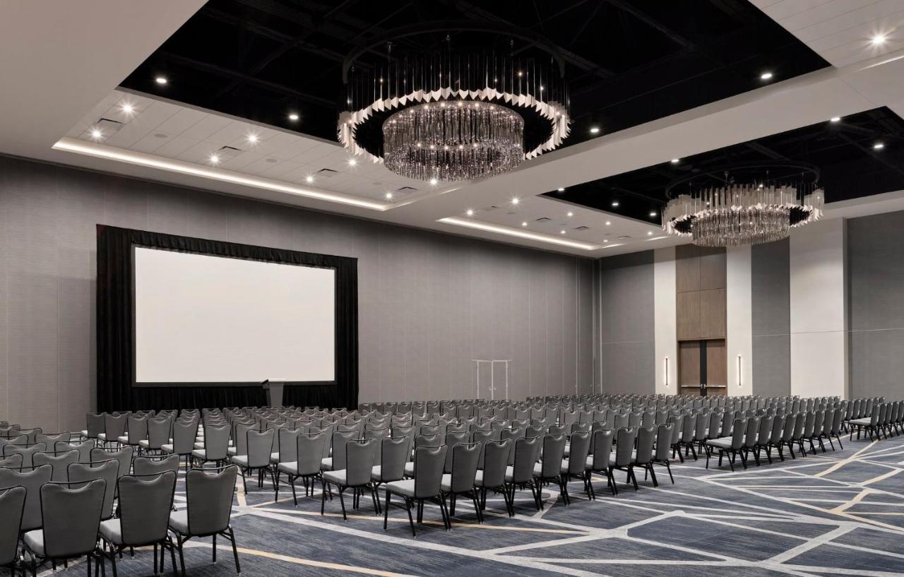 | Loews Kansas City Hotel
