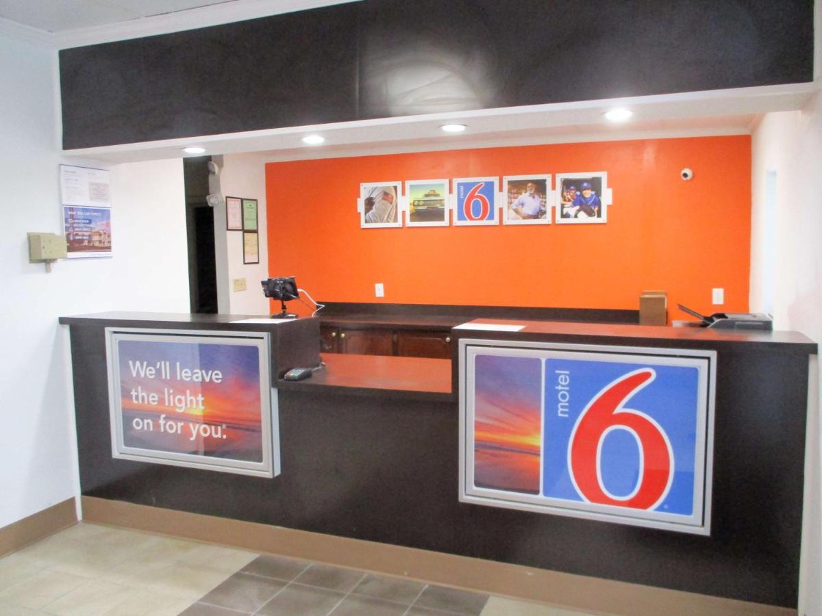 | Motel 6-Bay Minette, AL
