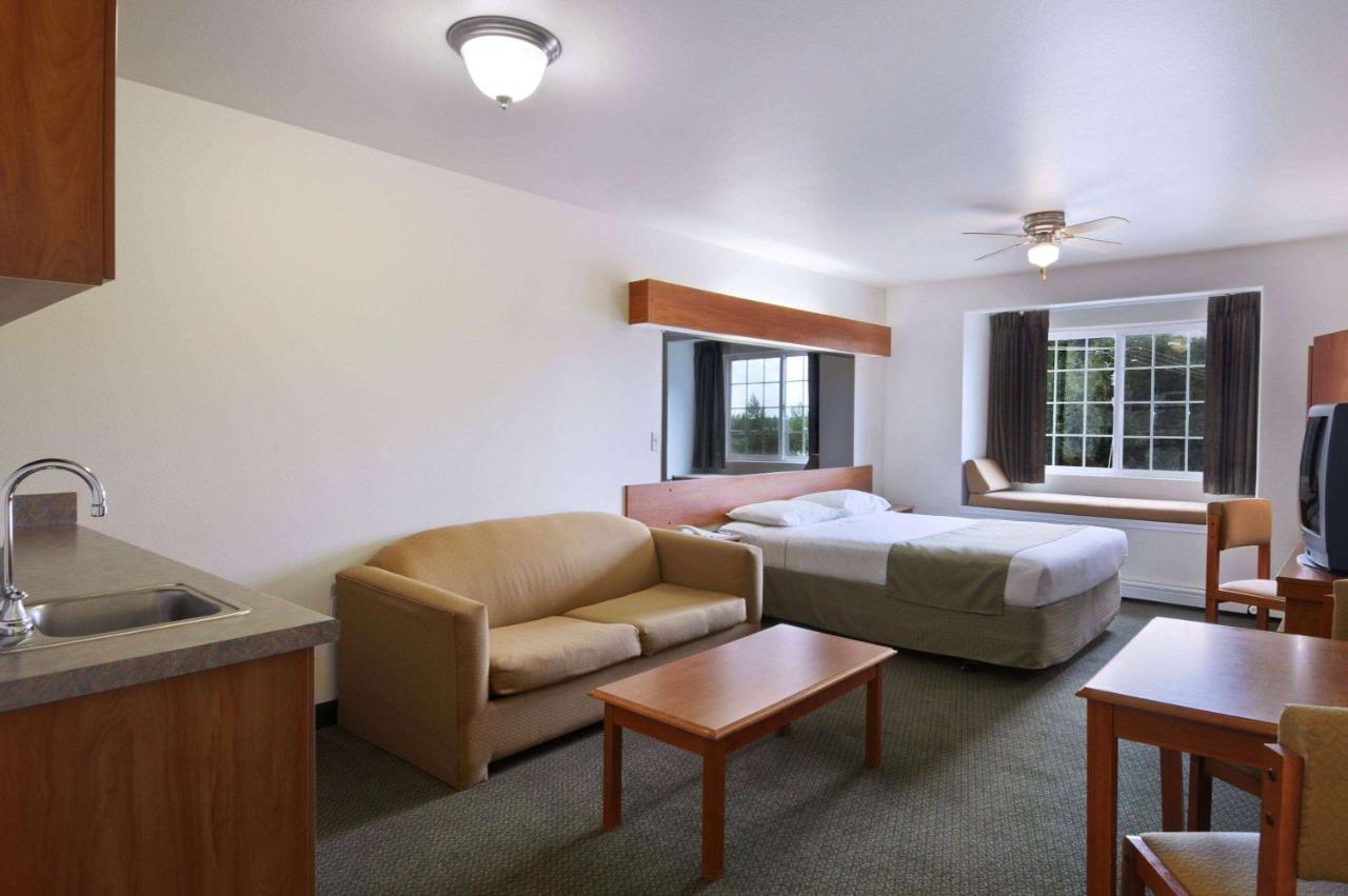  | Eagle River Microtel