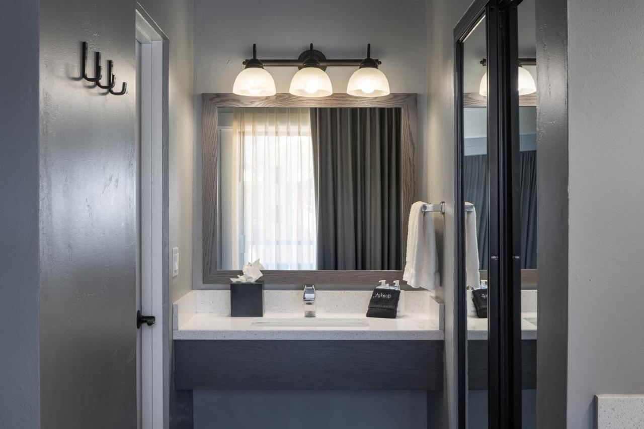 Queen Room with Two Queen Beds at Tamarack Lodge Sun Valley
