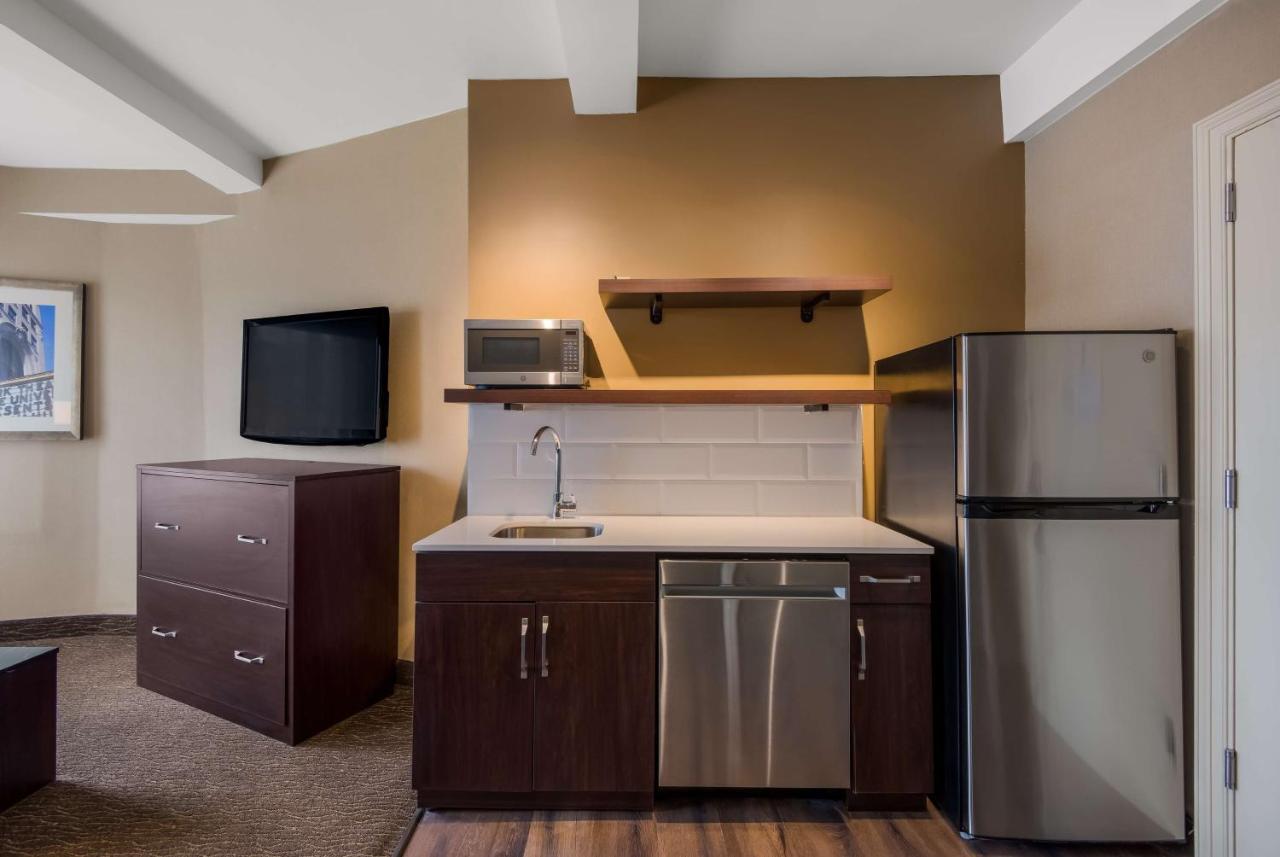 King Suite - Disability Access at Best Western Syracuse Downtown Hotel and Suites