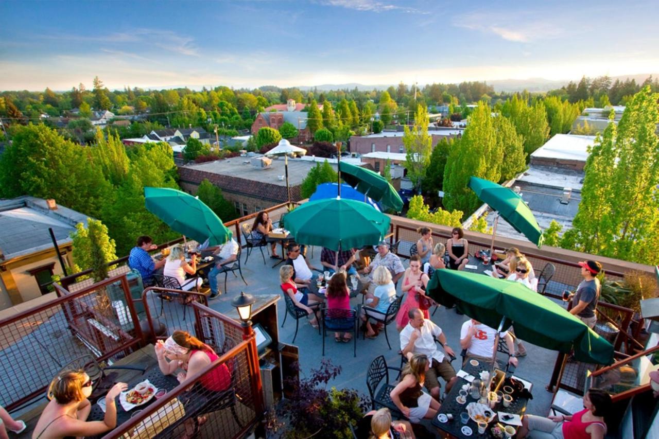 | McMenamins Hotel Oregon