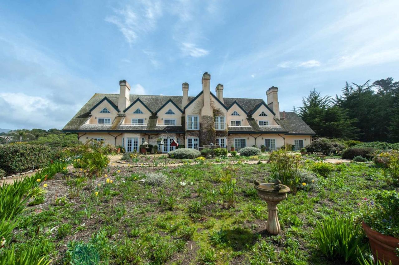 | Seal Cove Inn