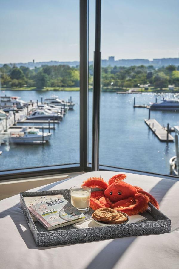 | Pendry Washington DC - The Wharf
