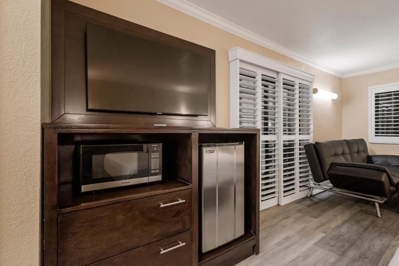 | Country Inn Sonora