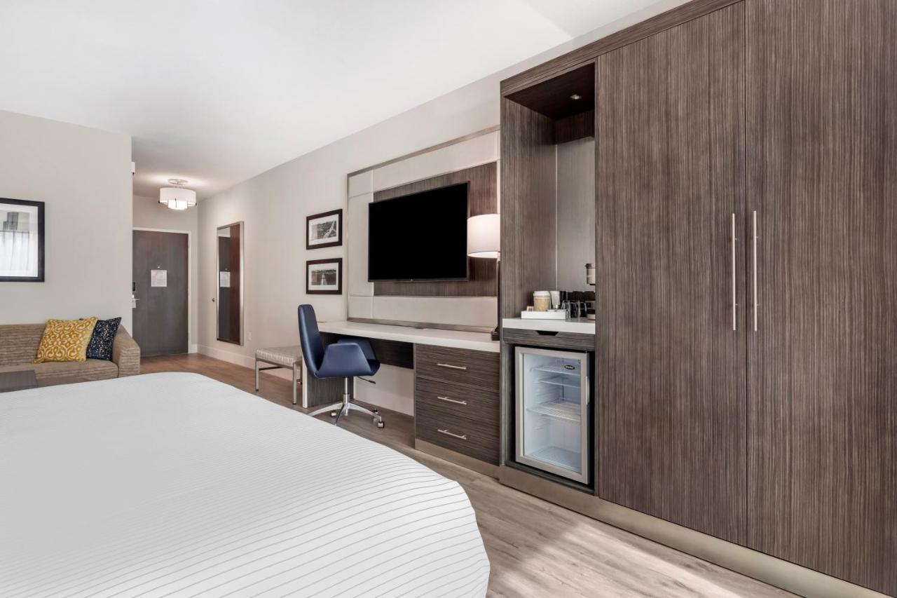 King Room with Sofa Bed - Non Smoking at Cambria Hotel Austin Uptown Near The Domain