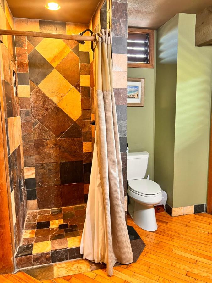 | Maui What a Wonderful World Bed & Breakfast
