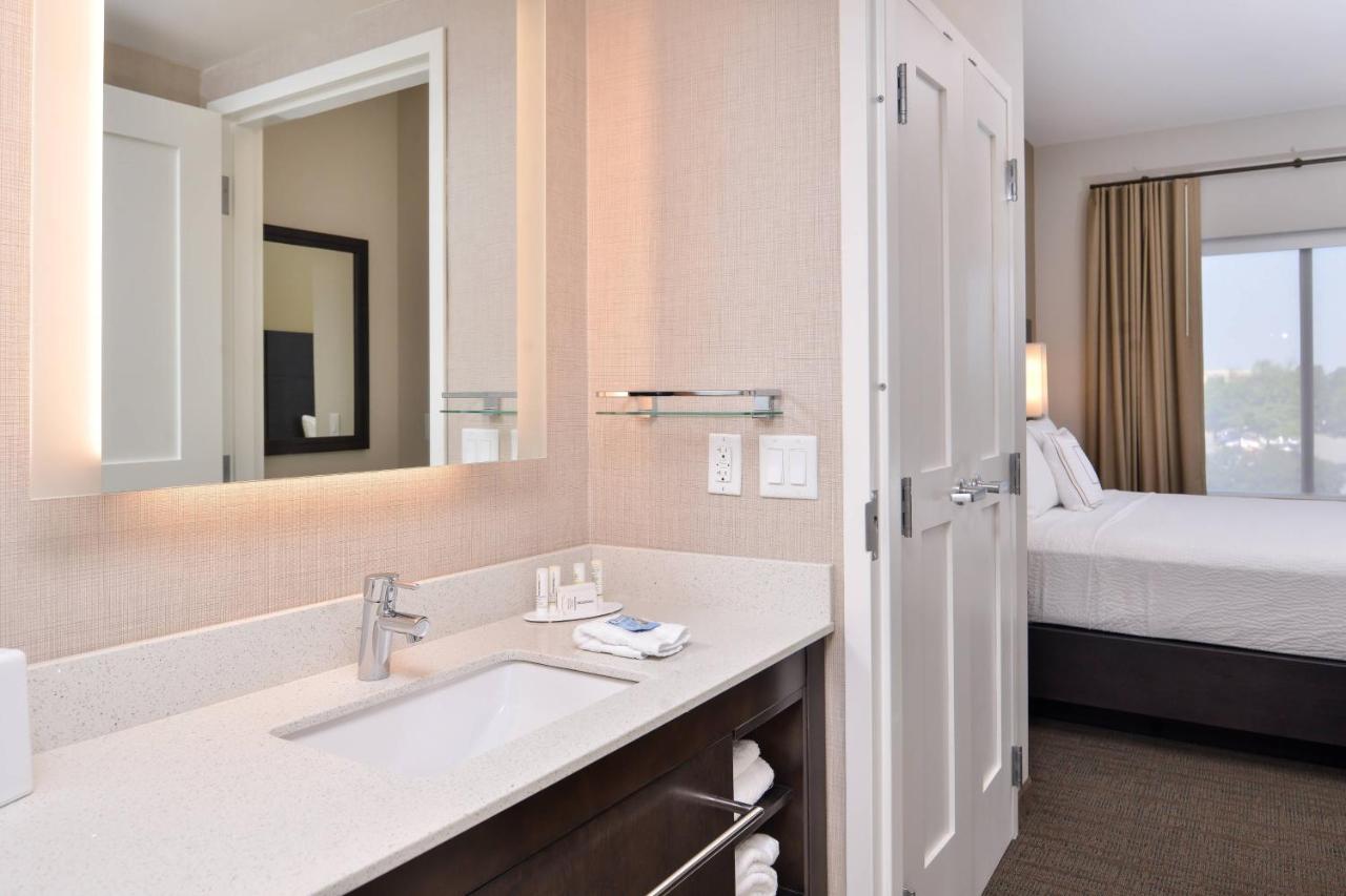 | Residence Inn by Marriott Charlotte Northlake