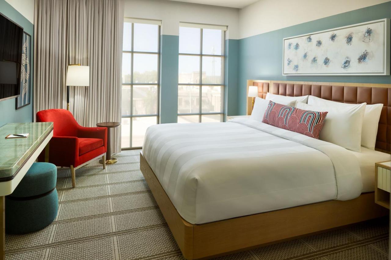 Standard King Room with City View at The Alamite, Tuscaloosa, a Tribute Portfolio Hotel