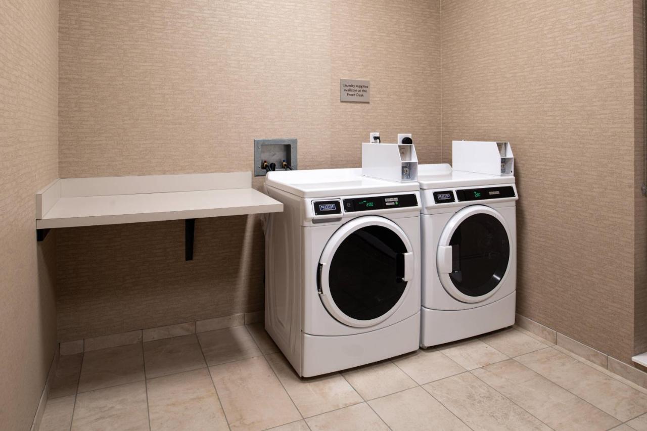 | Courtyard Kansas City Olathe