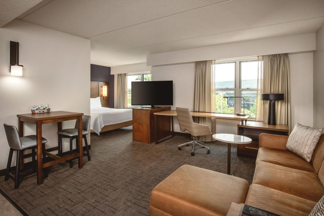 Queen Studio, Sofa Bed, Full Kitchen, Living Space at Residence Inn by Marriott Norfolk Airport