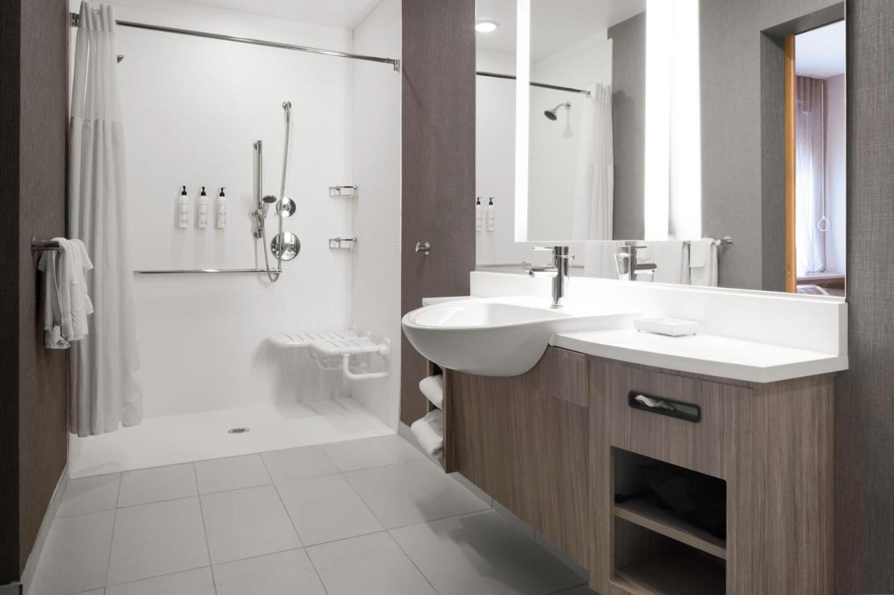 | SpringHill Suites by Marriott Charlotte Airport Lake Pointe