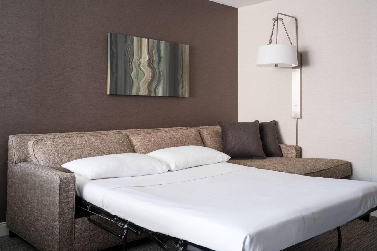 Deluxe King Room with Sofa Bed at Provo Marriott Hotel & Conference Center