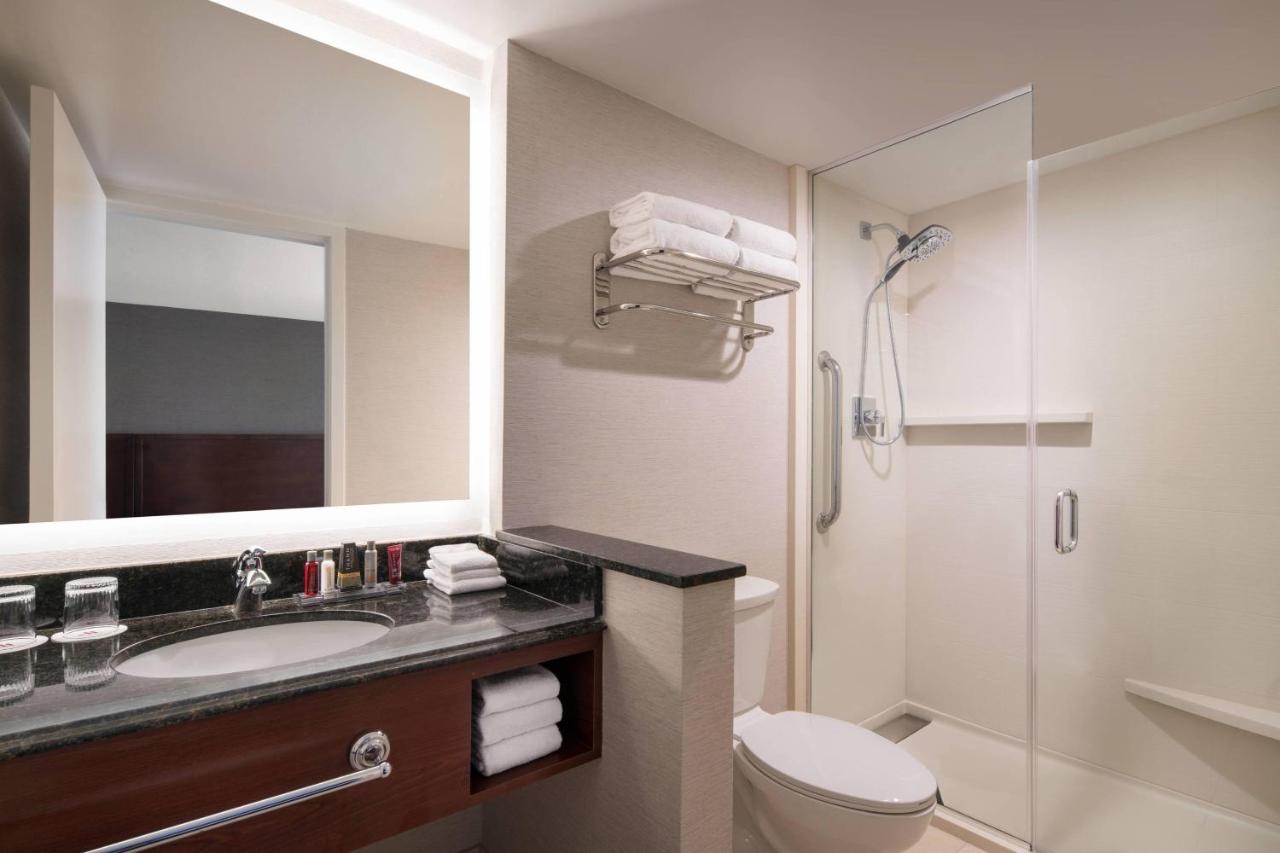 Deluxe King Room with Sofa Bed at Provo Marriott Hotel & Conference Center