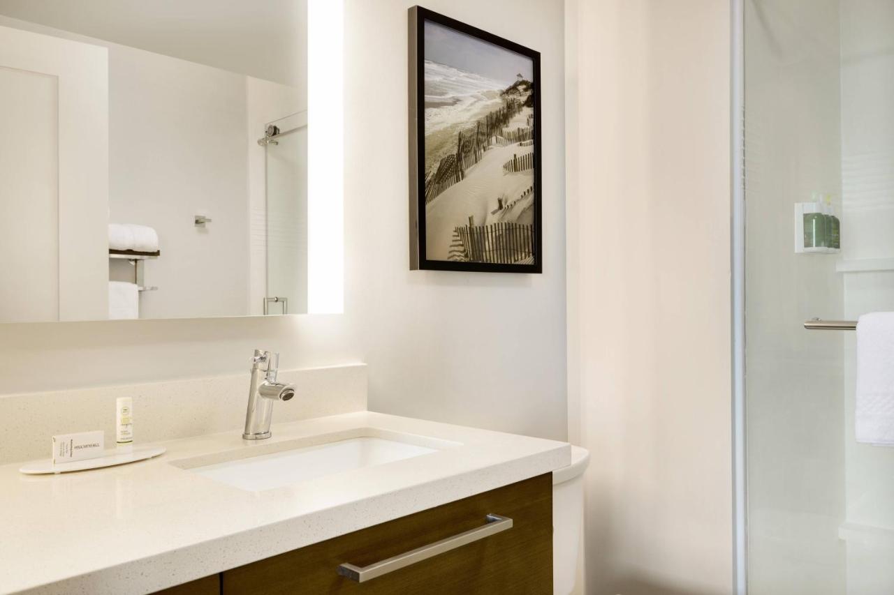 1 Bedroom Suite, 1 King, Sofa bed, Inland view at TownePlace Suites by Marriott Outer Banks Kill Devil Hills
