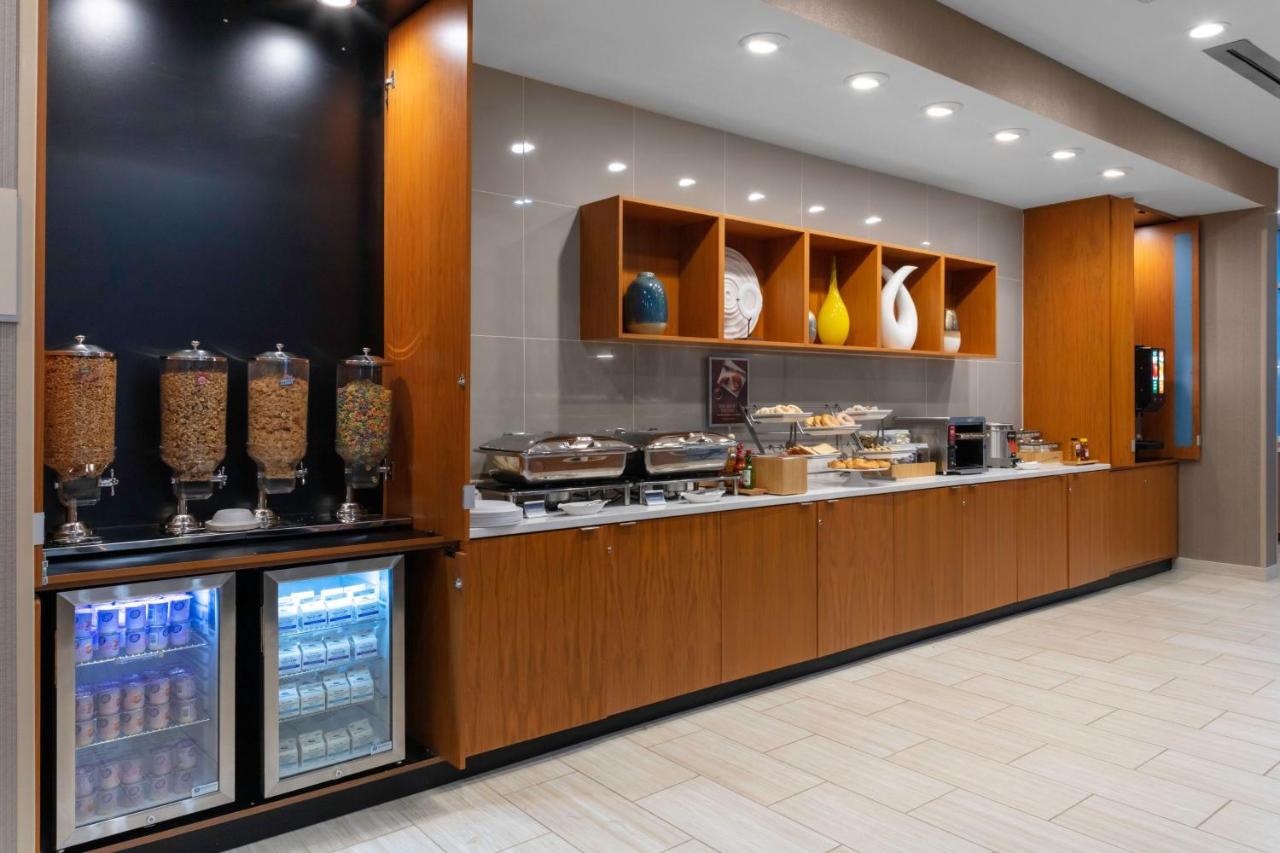 | SpringHill Suites Kansas City Airport