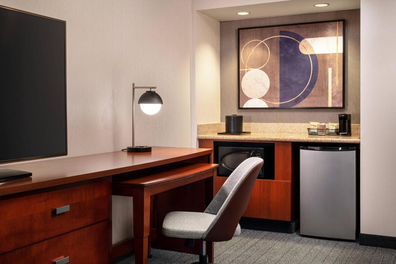 | Courtyard by Marriott Los Angeles Hacienda Heights Orange County
