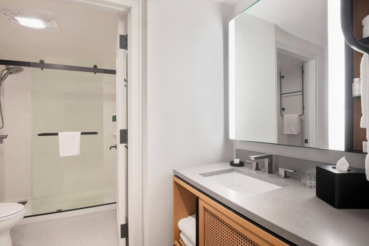 Studio Suite, King, Sofa bed, Corner room at Residence Inn by Marriott Miami Aventura Mall