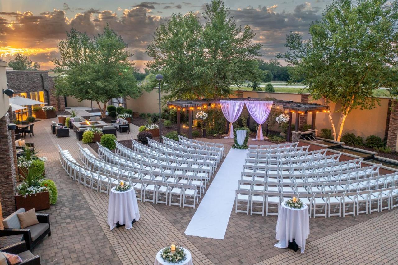  | Courtyard Mankato Hotel & Event Center