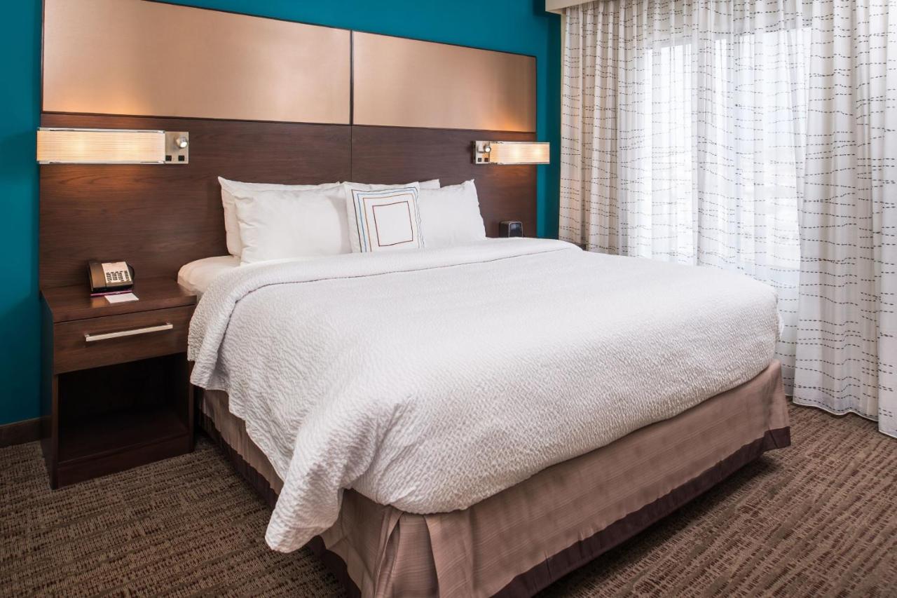 | Fairfield Inn & Suites St Louis Westport