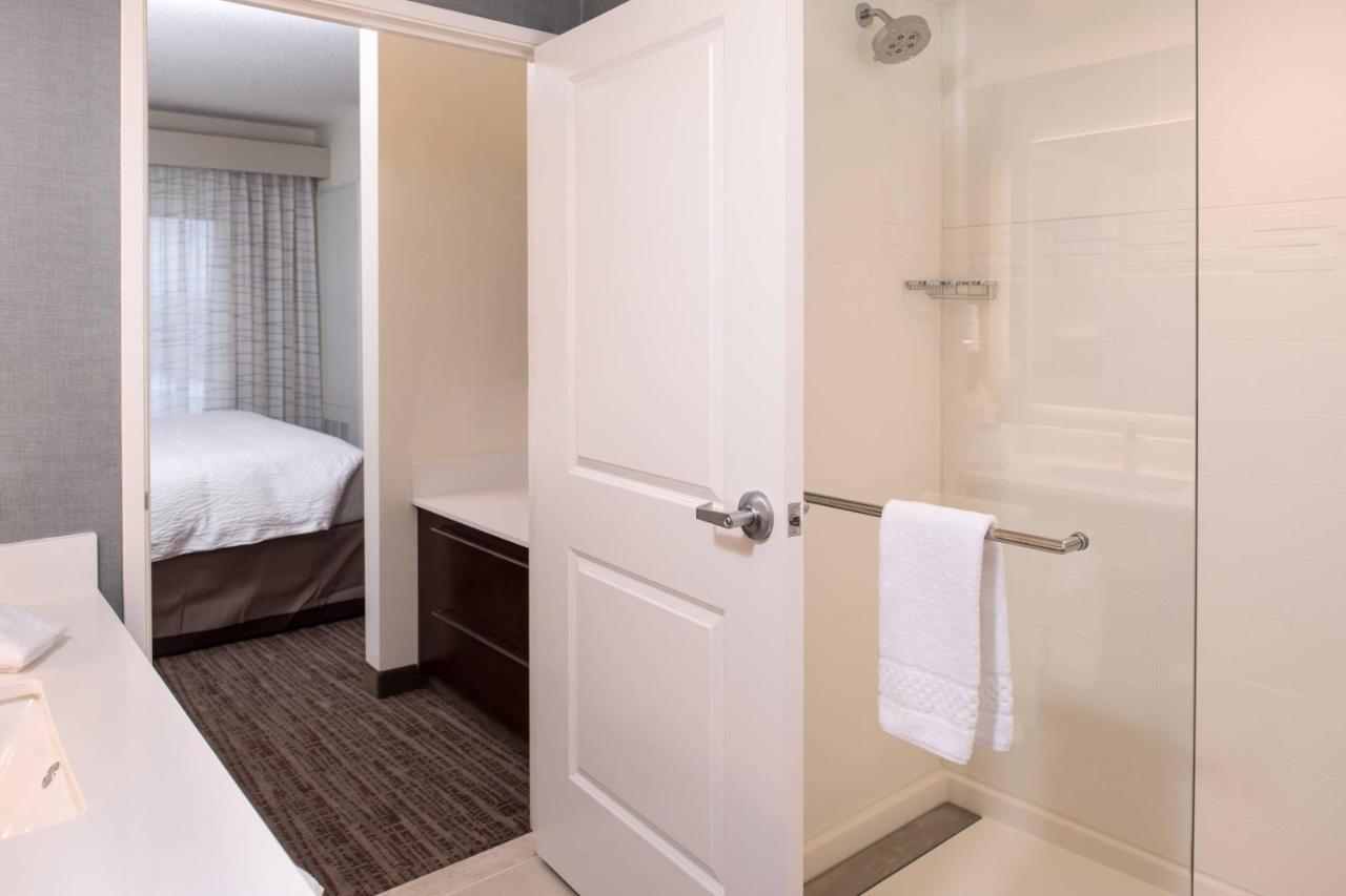 | Fairfield Inn & Suites St Louis Westport