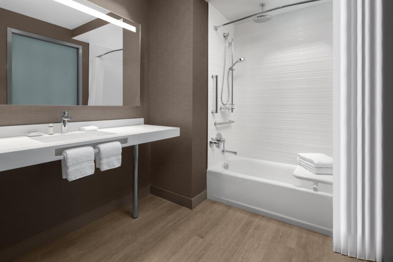 | AC Hotel By Marriott Fort Lauderdale Sawgrass Mills Sunrise