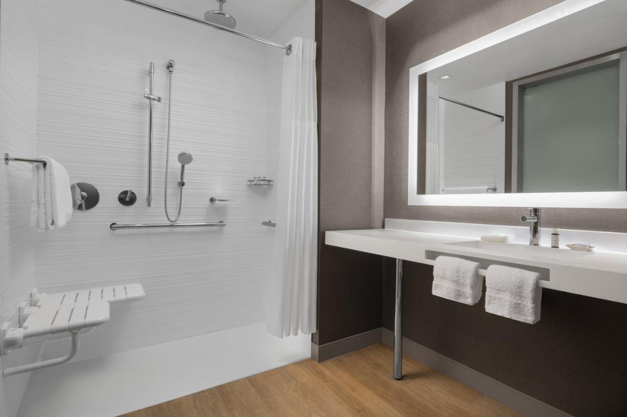 | AC Hotel By Marriott Fort Lauderdale Sawgrass Mills Sunrise