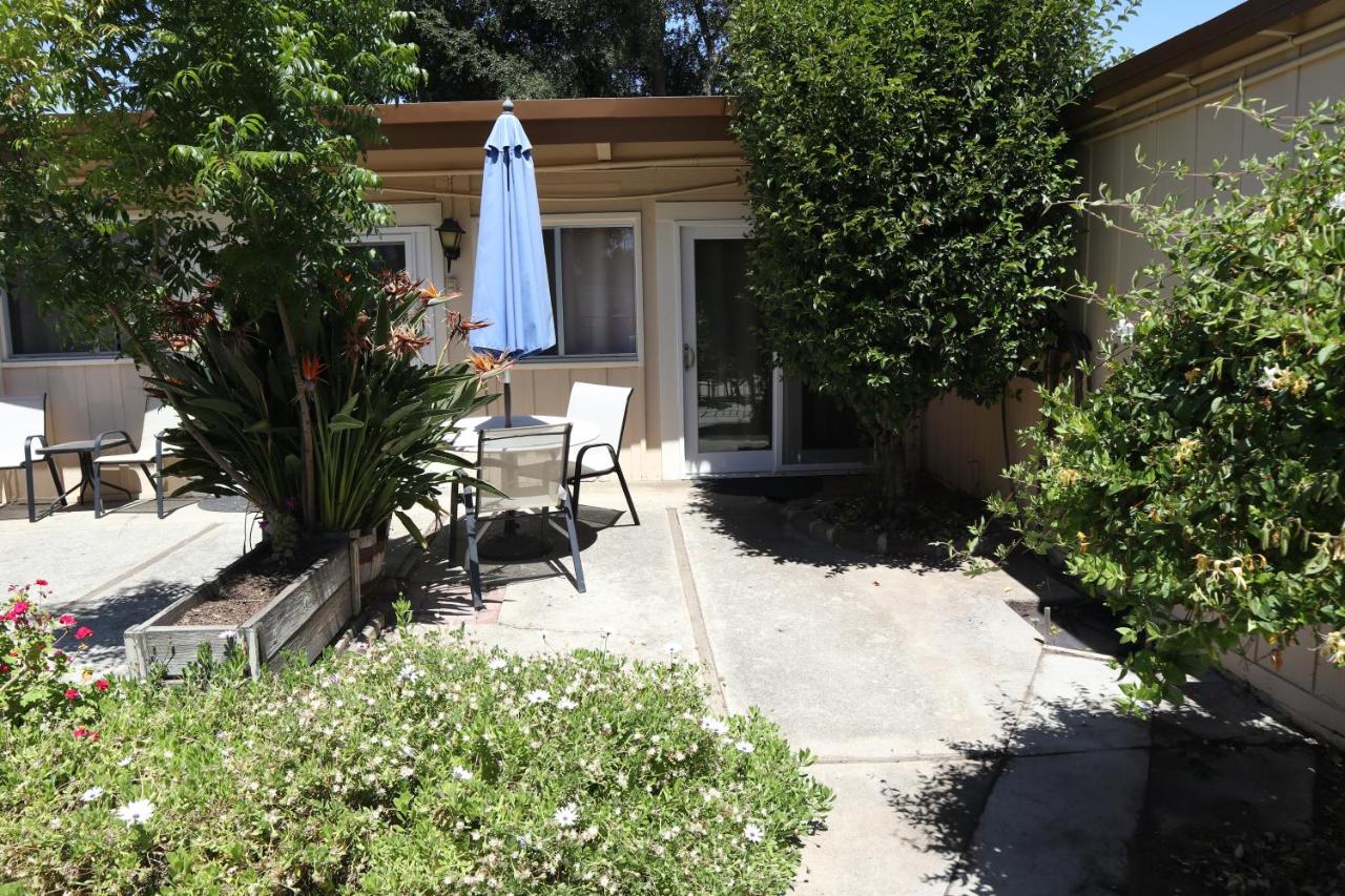 | Little European Lodge