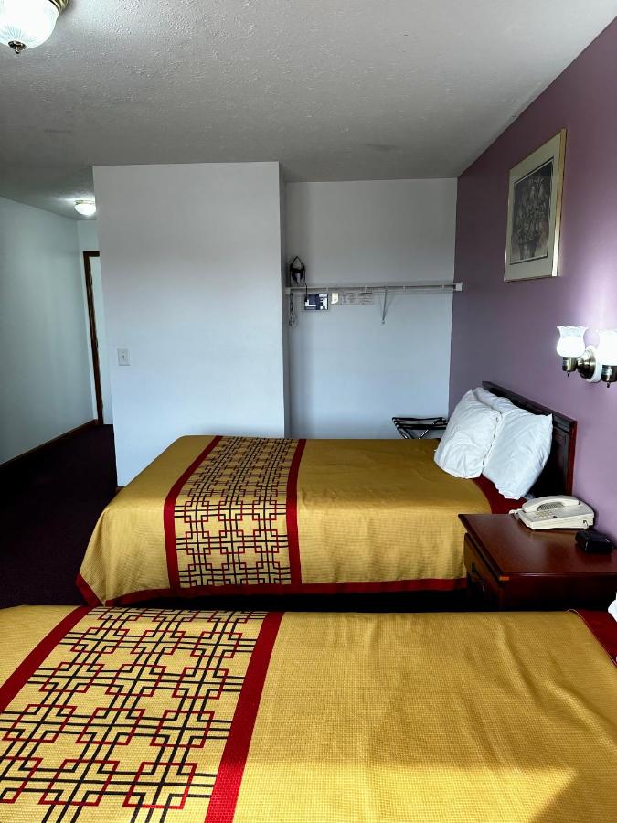 | Attica Inn