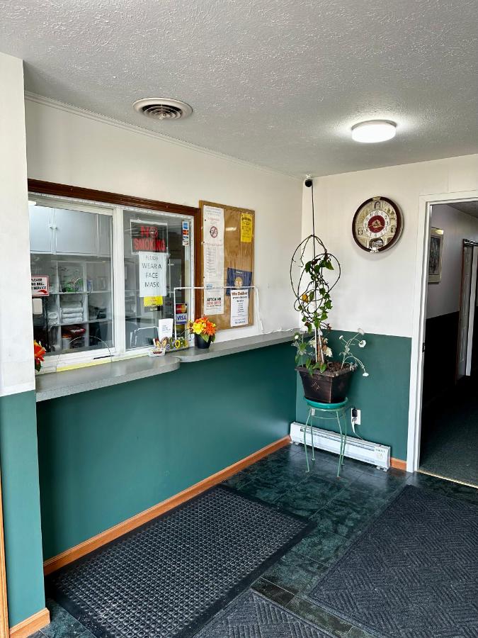 | Attica Inn