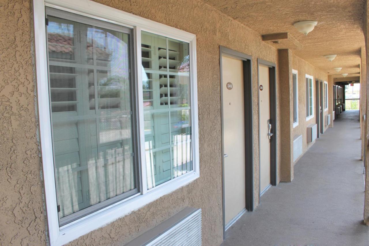 | Orange Tustin Inn in Orange