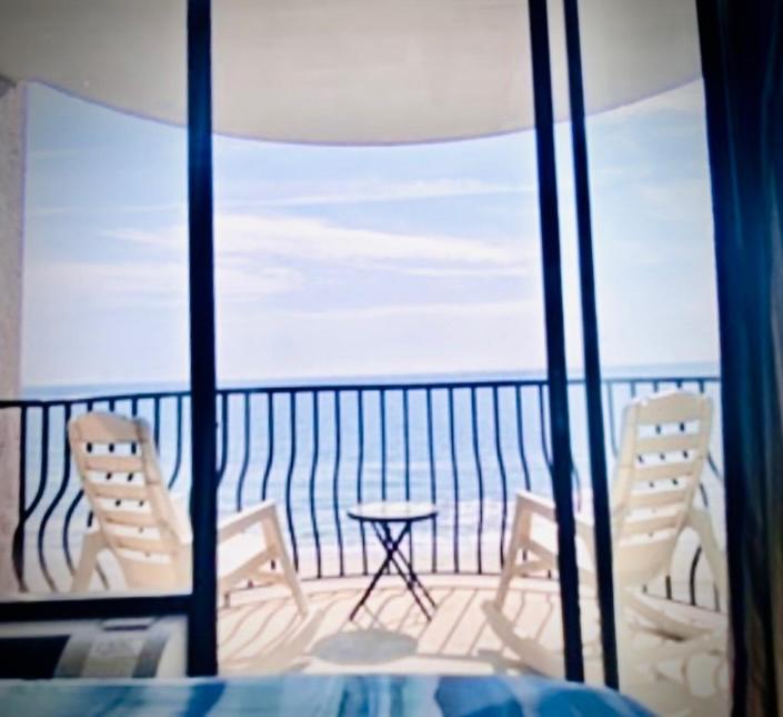 | Ocean Front 53 Steps