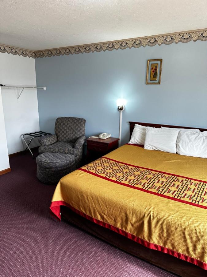 | Attica Inn