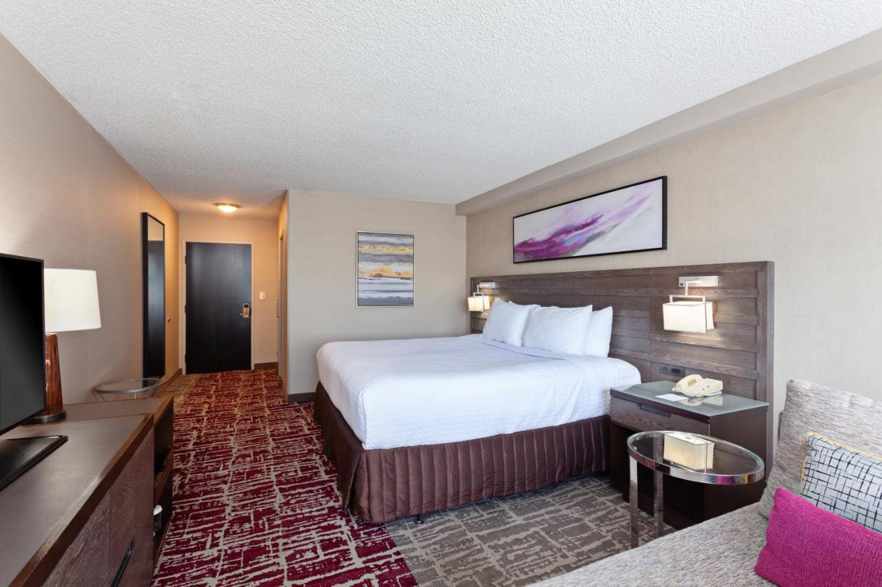 | Crowne Plaza Silicon Valley North - Union City, an IHG Hotel