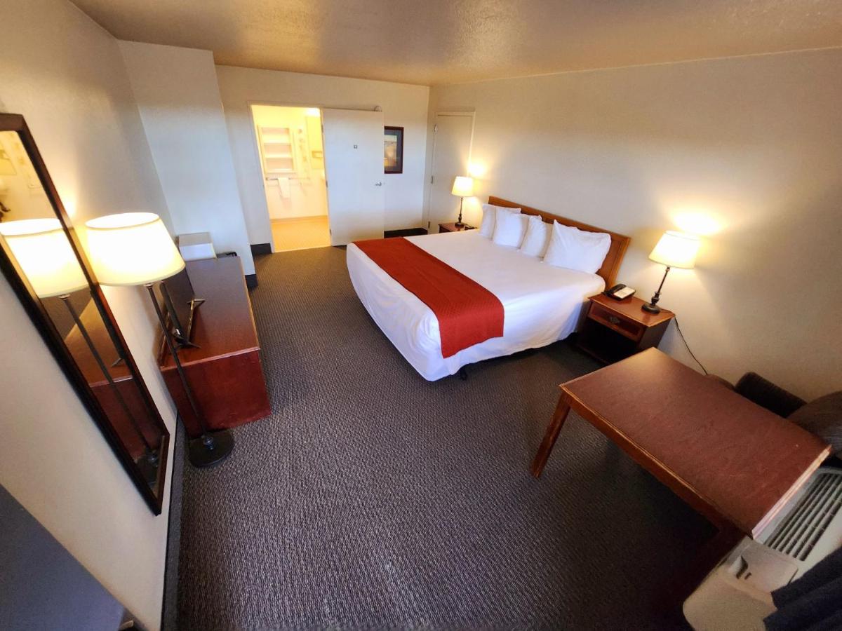 Standard Single Room at Budget Motel