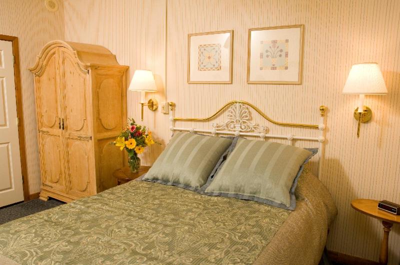  | GetAways at Olympic Village Inn