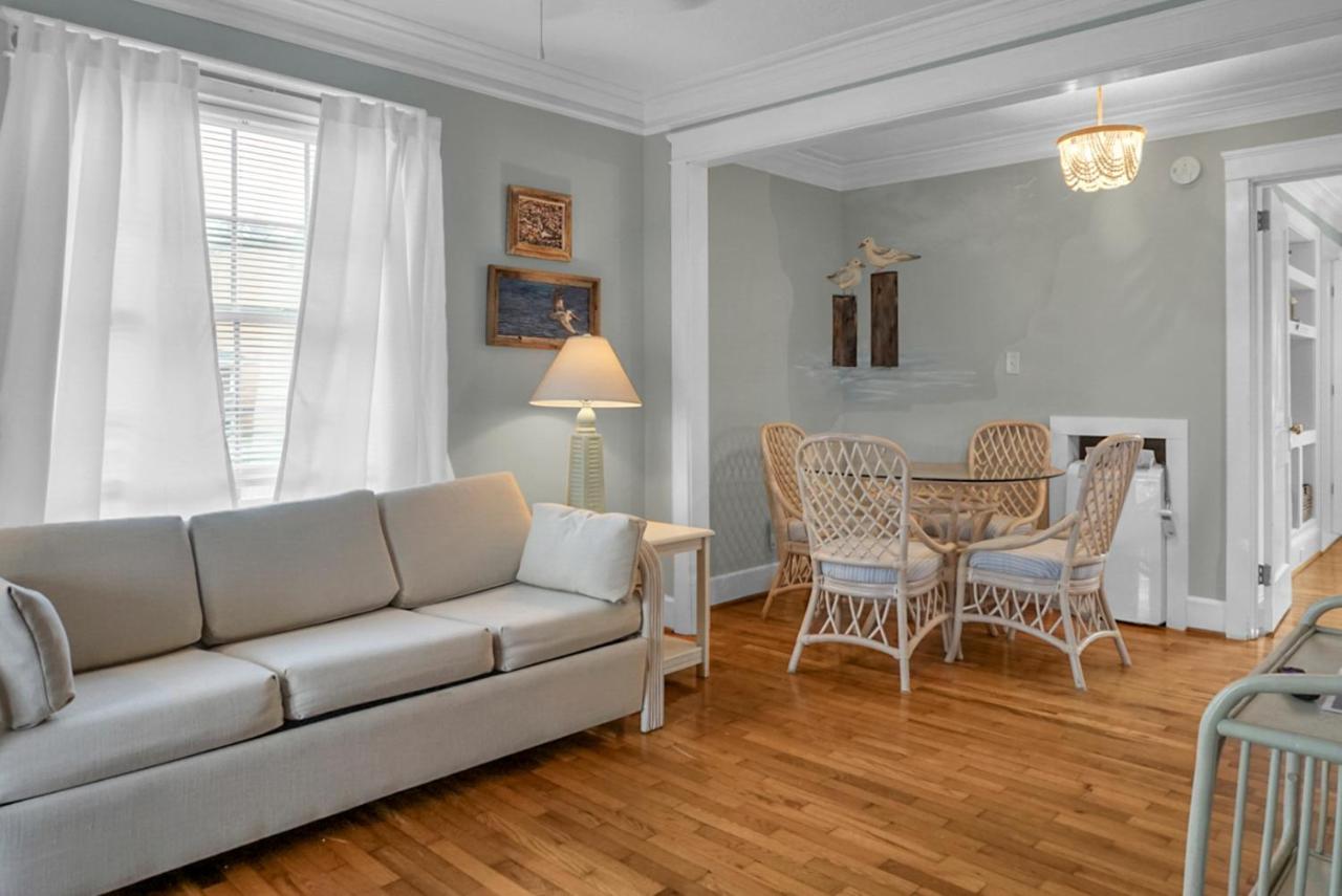 | Carolina Beach Inn