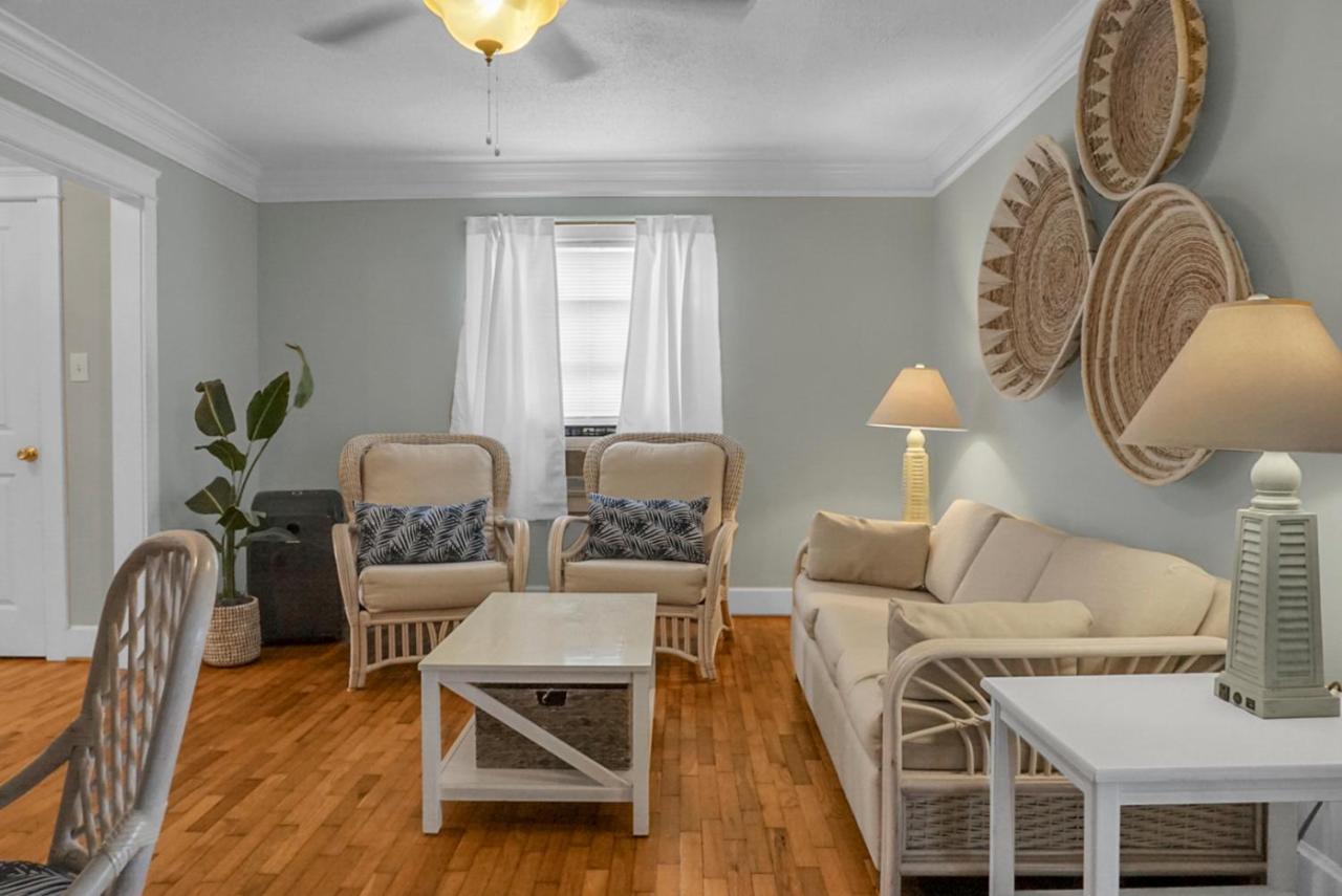 | Carolina Beach Inn