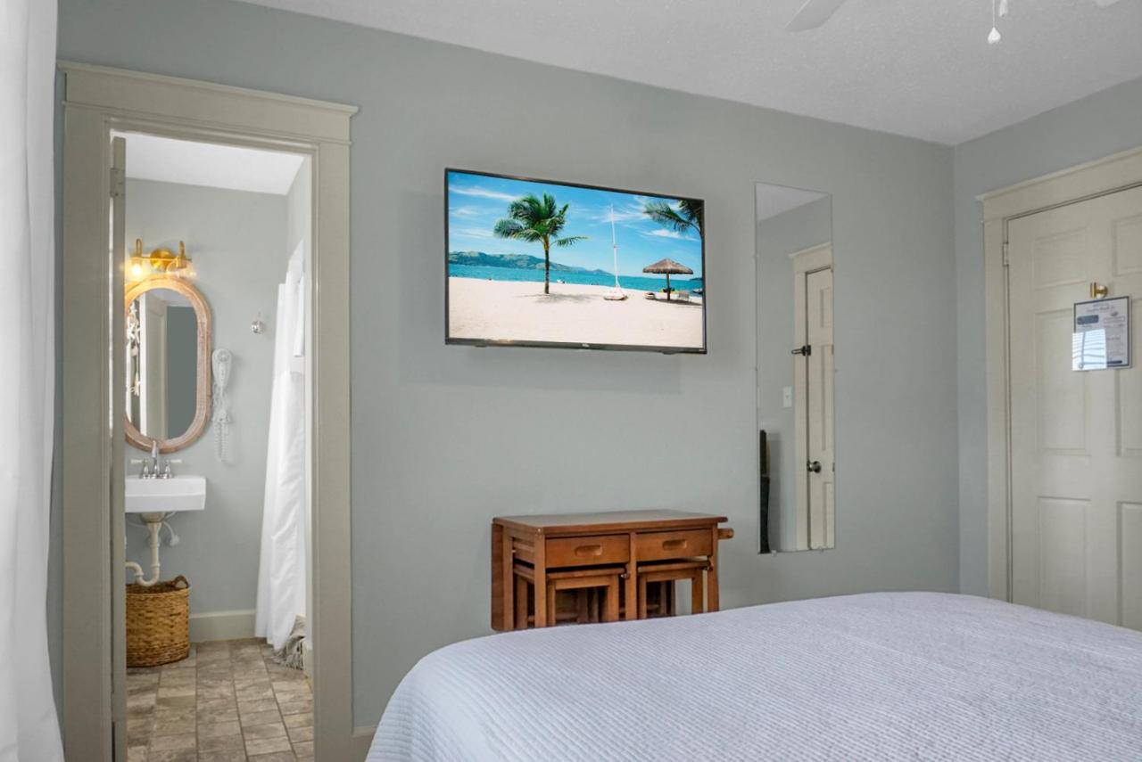 | Carolina Beach Inn