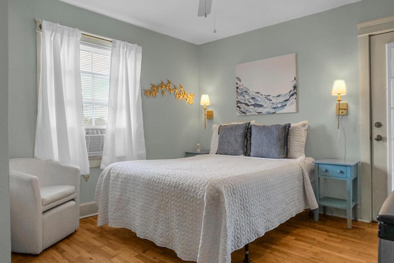 | Carolina Beach Inn