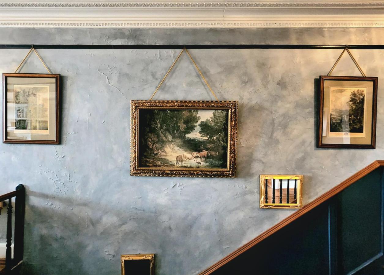 | South Court Inn