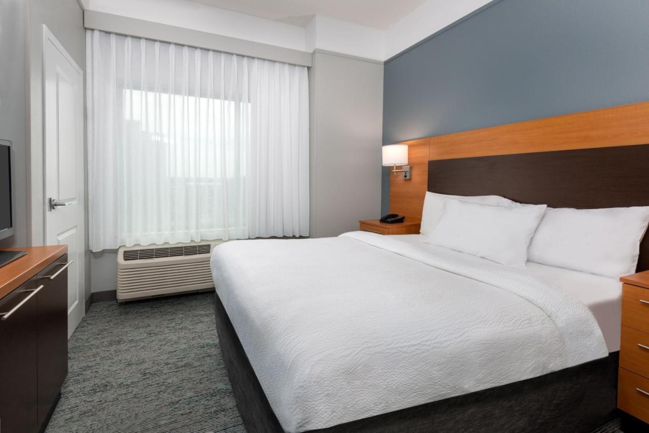 | TownePlace Suites Buffalo Airport