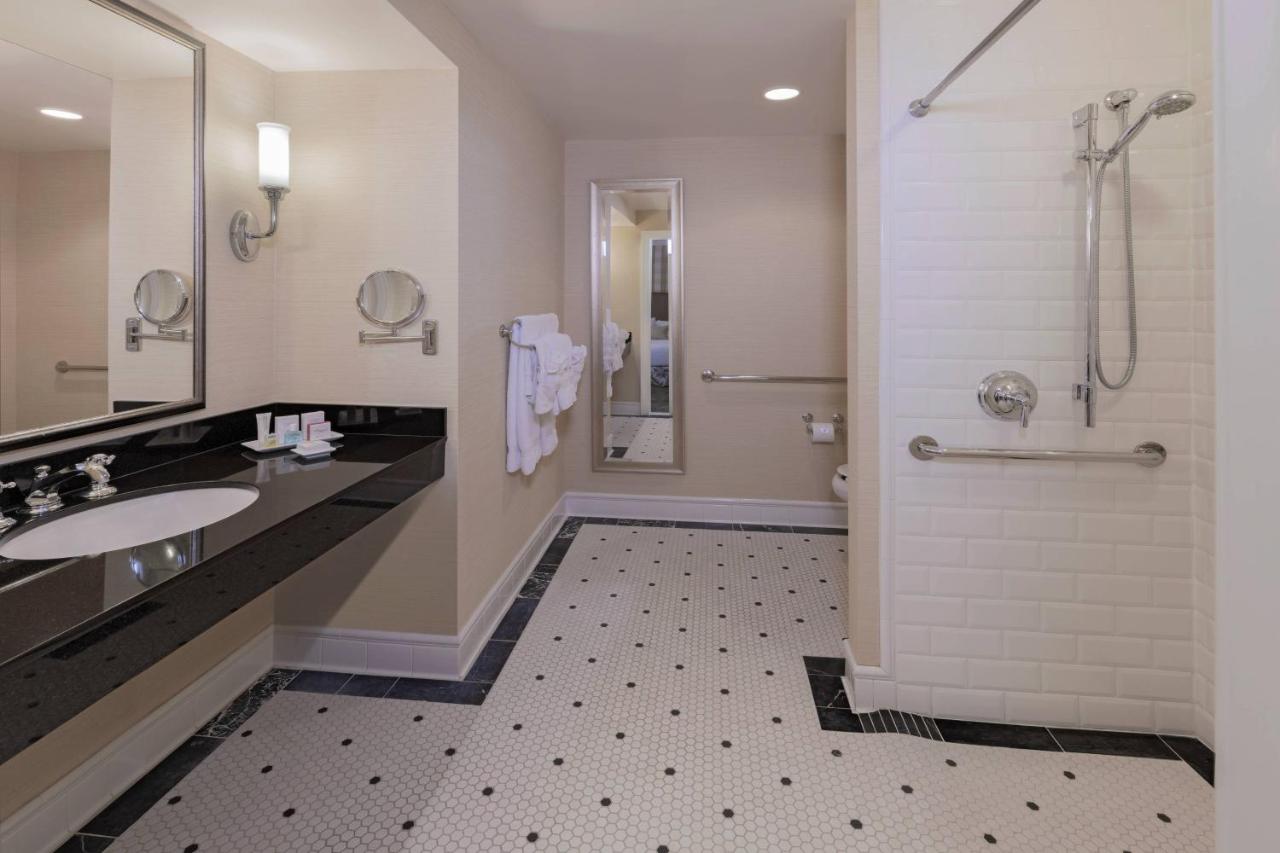 Premier Suite with Partial Plaza View at The Raphael Hotel, Autograph Collection
