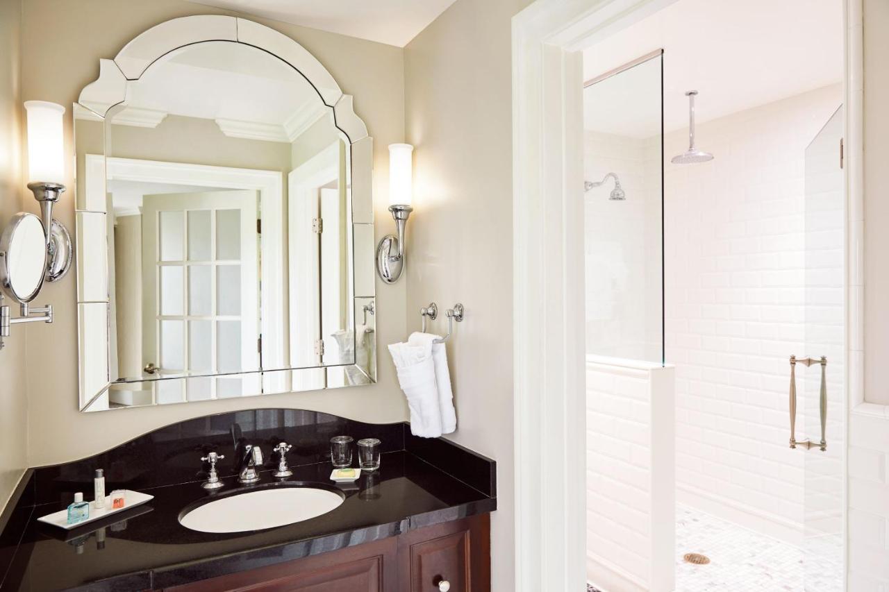 Premier Suite with Partial Plaza View at The Raphael Hotel, Autograph Collection
