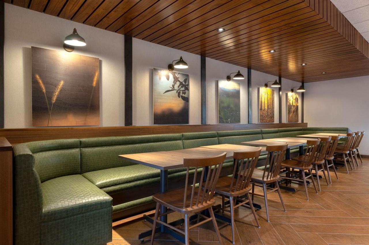 | Fairfield by Marriott Inn & Suites Denver Airport at Gateway Park