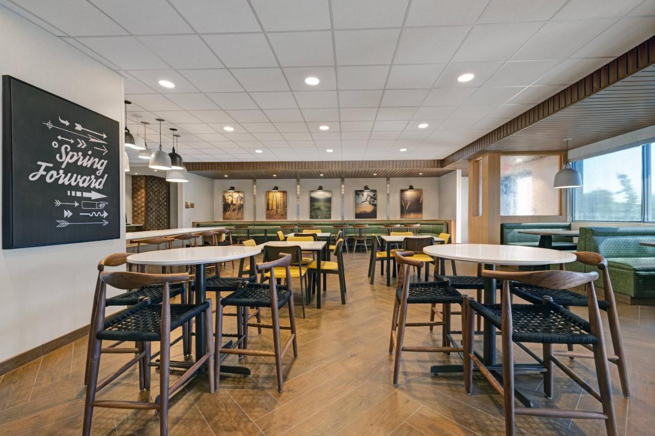 | Fairfield by Marriott Inn & Suites Denver Airport at Gateway Park