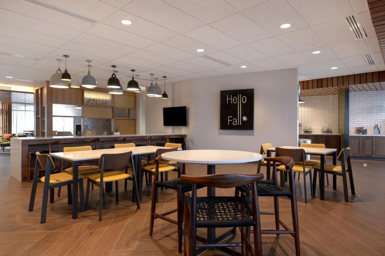 | Fairfield by Marriott Inn & Suites Denver Airport at Gateway Park
