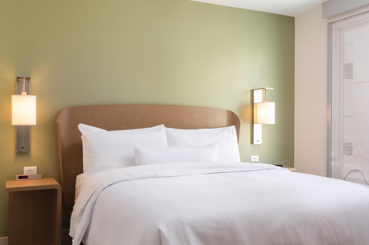 1 Bedroom Suite, 1 King, Sofa bed at Element by Marriott Denver Downtown East
