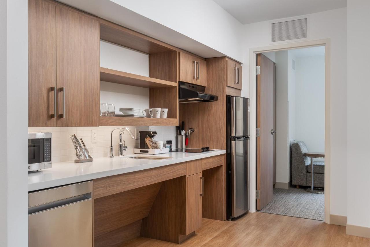 1 Bedroom Suite, 1 King, Sofa bed at Element by Marriott Denver Downtown East