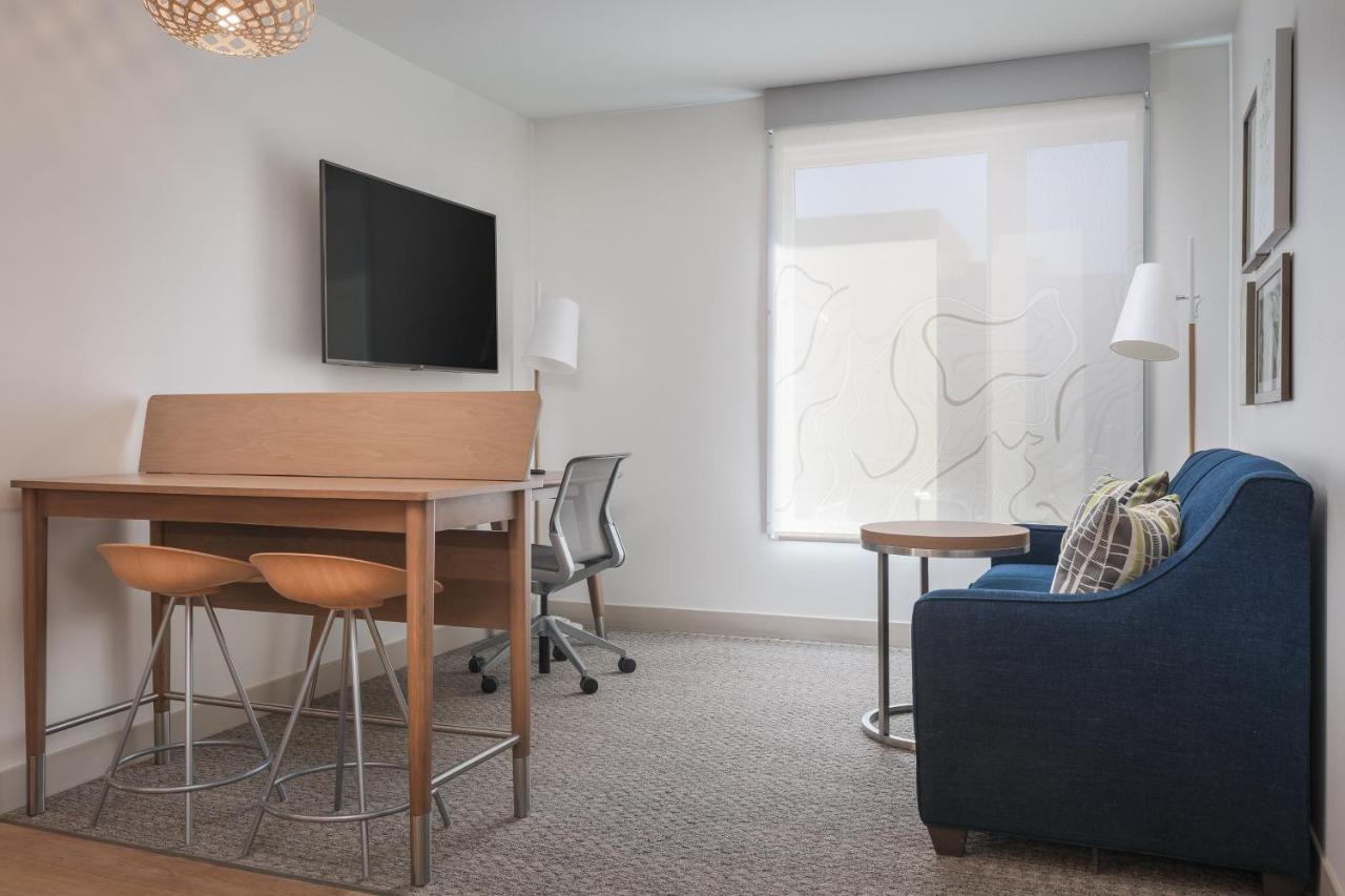 Executive Suite, 1 King, Sofa bed at Element by Marriott Denver Downtown East
